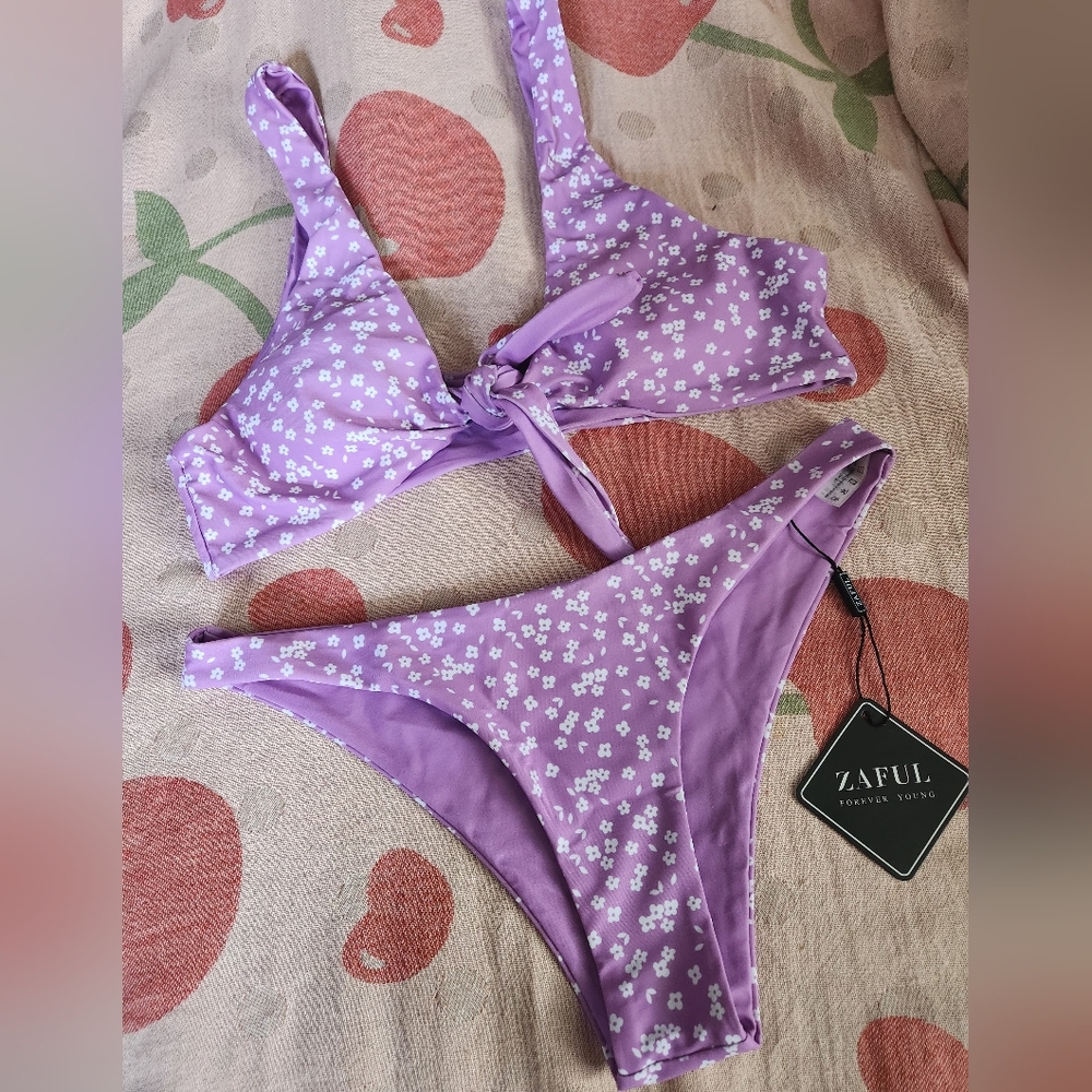 2/$30 Zaful Lavender Floral Bikini Set Size 6
